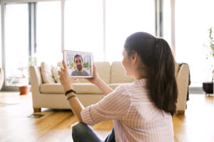 Long-Distance Relationship Tips: