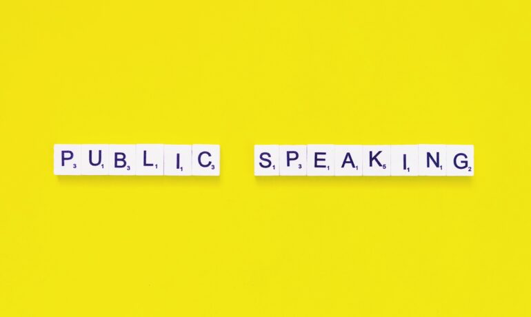 How to Overcome Fear of Public Speaking at Work