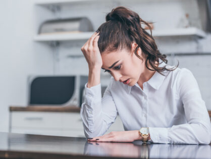 How to Emotionally Detach From Someone